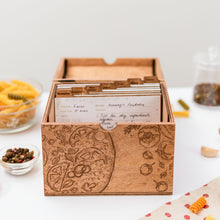 Load image into Gallery viewer, Wooden Recipe Box – Pizza Lovers Edition