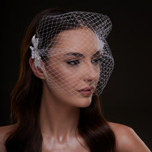 Load image into Gallery viewer, Bridal Birdcage Veil with Pearl &amp; Leaf Side Comb