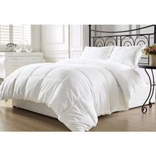 Load image into Gallery viewer, Queen size Hypoallergenic Down Alternative Comforter in White