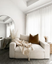 Load image into Gallery viewer, Ava Throw Blanket