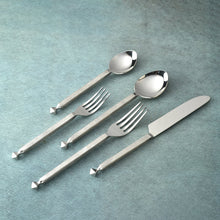 Load image into Gallery viewer, Crown Flatware, 5-Pc. Place Setting