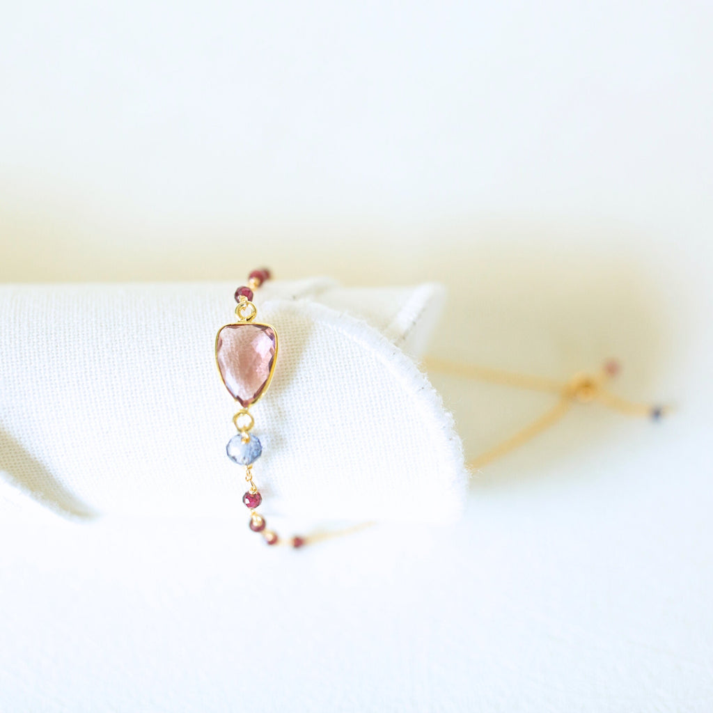 Rhodolite Garnet Silver Isla Bracelet