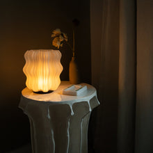 Load image into Gallery viewer, Cordless Mini Wavy Lamp