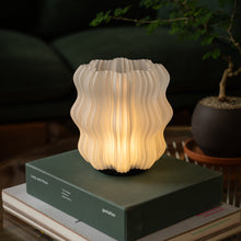Load image into Gallery viewer, Cordless Mini Wavy Lamp