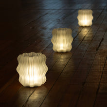 Load image into Gallery viewer, Cordless Mini Wavy Lamp