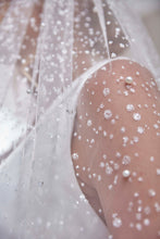 Load image into Gallery viewer, Bridal Veil, Veil with Pearls, One Layer Wedding Veil, Veil with Rhinestone-D180