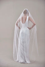 Load image into Gallery viewer, Bridal Veil, Veil with Pearls, One Layer Wedding Veil, Veil with Rhinestone-D180