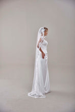 Load image into Gallery viewer, Mantilla Veil with Lace Edge, Floral Veil -D206