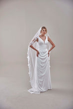 Load image into Gallery viewer, Mantilla Veil with Lace Edge, Floral Veil -D206