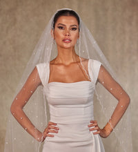 Load image into Gallery viewer, Pearl Wedding Veil, Cathedral Veil- D238