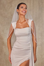 Load image into Gallery viewer, Bridal Shower Pearl Veil- D257