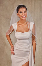 Load image into Gallery viewer, Bridal Shower Pearl Veil- D257