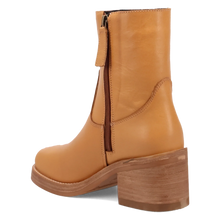 Load image into Gallery viewer, Dingo Roxy - Women's Leather Booties