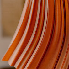 Load image into Gallery viewer, Pleat Lamp