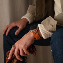Load image into Gallery viewer, Racing Leather Strap