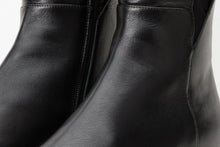 Load image into Gallery viewer, The Fairoks Black Leather Pointy Toe Knee High Women Boot