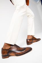 Load image into Gallery viewer, The Royal Hand Craft Brown Wingtip Oxford Men Shoe