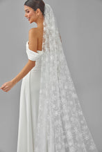 Load image into Gallery viewer, Winter Inspired Cathedral Wedding Veil