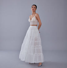 Load image into Gallery viewer, White Petticoat with Elastic Band - Perfect for Parties