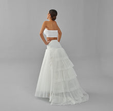 Load image into Gallery viewer, Fishtail Crinoline Skirt , Wedding Dress Underskirt, White Petticoat Skirt