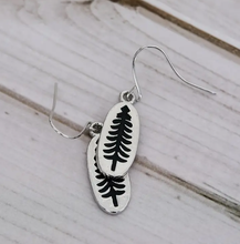 Load image into Gallery viewer, Pine Tree Earrings