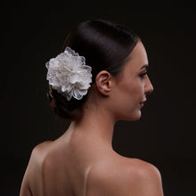 Load image into Gallery viewer, Elegant White Flower Bridal Hair Comb
