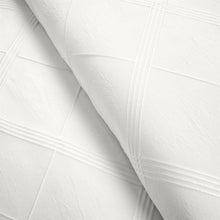 Load image into Gallery viewer, King/California King White Diamond Jacquard 3 PCS Comforter Set
