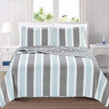 Load image into Gallery viewer, Full/Queen 3 Piece Coastal Starfish Sand Dollar Grey Blue White Quilt Set