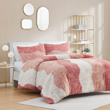 Load image into Gallery viewer, Full/Queen Pink Blush White Reversible Soft Sherpa Faux Fur 3-PC Comforter Set