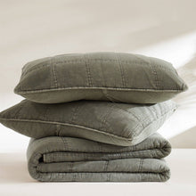 Load image into Gallery viewer, Full/Queen 3 Piece Cotton Faded Stone Washed Lightweight Quilt Set Green