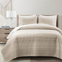 Load image into Gallery viewer, Full/Queen Scandinavian Chevron Beige Tan Reversible Cotton Quilt Set