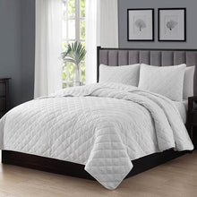 Load image into Gallery viewer, Full/Queen 3-Piece White Polyester Microfiber Diamond Quilted Quilt Set