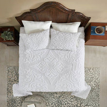 Load image into Gallery viewer, Full Size 100-Percent Cotton Chenille 3-Piece Coverlet Bedspread Set in White
