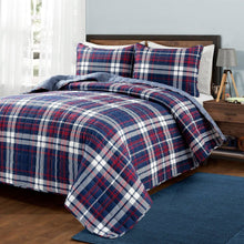 Load image into Gallery viewer, Full/Queen Farmhouse Plaid 3 Piece Lightweight Reversible Quilt Set