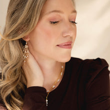 Load image into Gallery viewer, Pearl Gold Chain Loop Earrings