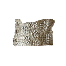 Load image into Gallery viewer, Oregon Floral Metal Art