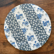 Load image into Gallery viewer, Medium Bowl &amp; Banneton Covers