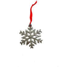 Load image into Gallery viewer, Simple Snowflake Ornament