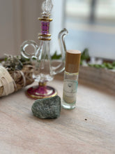 Load image into Gallery viewer, Goddess Perfume Roller