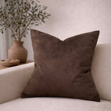 Load image into Gallery viewer, Hardin Pillow Cover