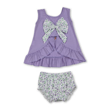 Load image into Gallery viewer, Lavender floral bow goose top bummies baby girls set