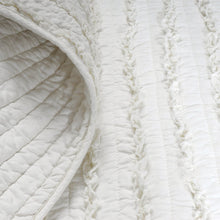 Load image into Gallery viewer, King size 3-Piece Quilt Set with 2 Pillow Shams 100% Cotton White Ruffles