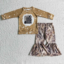 Load image into Gallery viewer, Duck bleached shirt camo pants girls hunting clothes