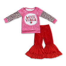 Load image into Gallery viewer, Leopard love vibes heart top velvet girls valentine set