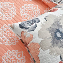 Load image into Gallery viewer, King size Coral Grey Flowers Lightweight Polyester Microfiber Quilt Set