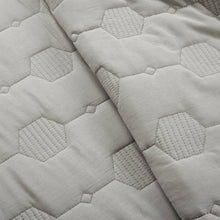 Load image into Gallery viewer, Full/Queen Hexagonal Pattern Lightweight Grey Textured Cotton 3 Piece Quilt Set