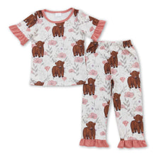 Load image into Gallery viewer, Short sleeves highland cow floral girls pajamas