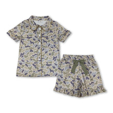 Load image into Gallery viewer, Short sleeves camo adult women summer button down pjs