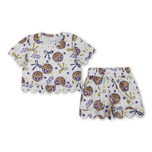 Load image into Gallery viewer, Short sleeves tiger bow scallop girls team outfits