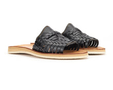 Load image into Gallery viewer, Huarache Peep-Toe Slides Black
